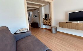 Loft Tirano centro storico - open space Adele